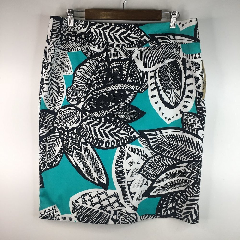 Chloe Madison  Leaves Print Lined Pencil Skirt Size 14. NEW